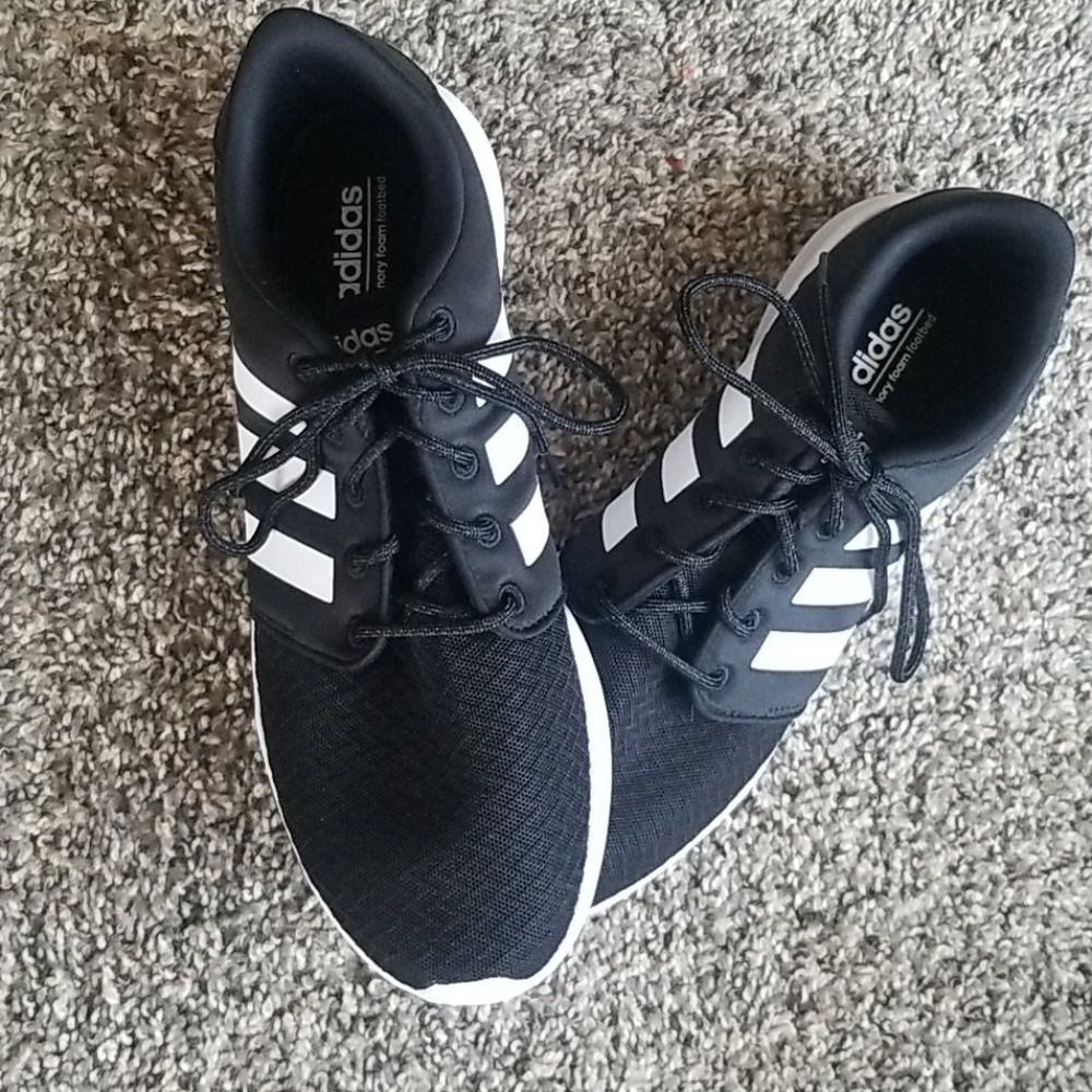 Adidas Cloudfoam Sneakers 9.5